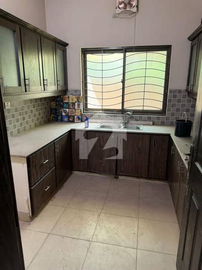10 marla house is available for sale in wapda town