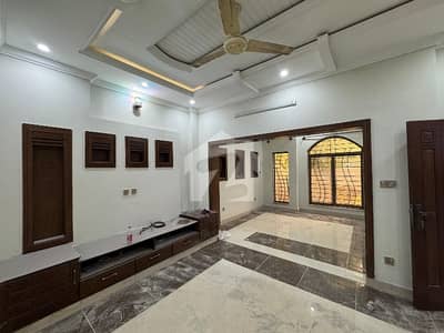 5 Marla House Available For Rent With Gas In Ali Block