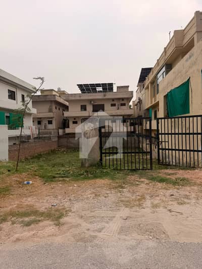 Premium 1 Kanal Residential Plot for Sale in E-11/1 MPCHS, Islamabad