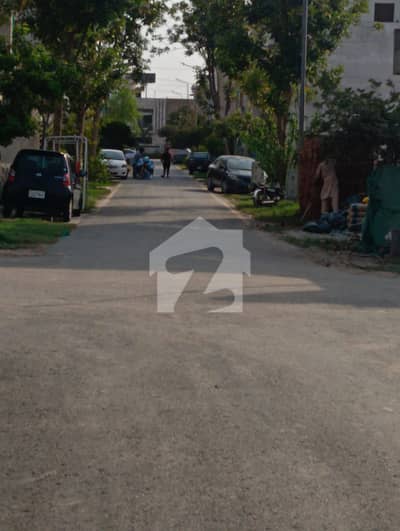 5 Marla Ideal Location Plot Available In Platinum Block Park View City Lahore