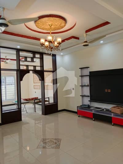 10 Marla Ground Portion Available For Rent