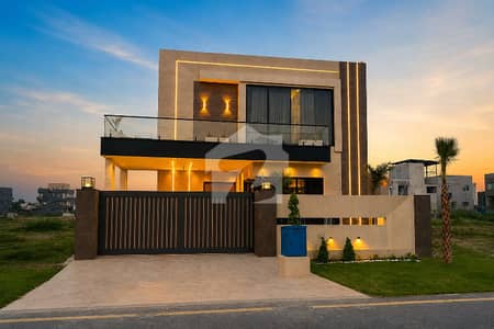 Beautiful Location 10 Marla Ultra Modern Design House For Sale