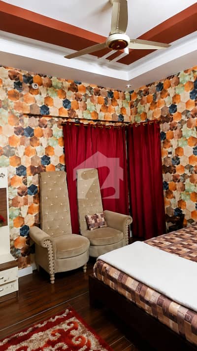 2 Bed Lounge Fully Decorated Apartment for Sale in Naseem Shopping Mall, Block 15 | 1000 Sq. Ft.