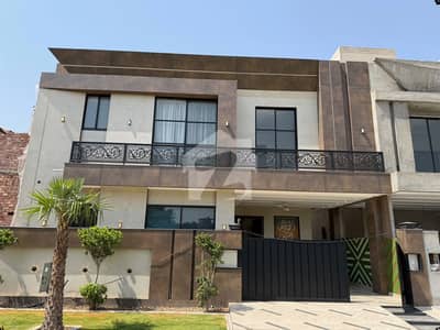 ELEGANT AND FULLY MAINTAINED SUPER HOT LOCATED BUNGALOW IS AVAILABLE IN BANKERS AVENUE BLOCK H, LAHORE. ELEGANT AND FULLY MAINTAINED SUPER HOT LOCATED BUNGALOW IS AVAILABLE IN BANKERS AVENUE BLOCK H, LAHORE.