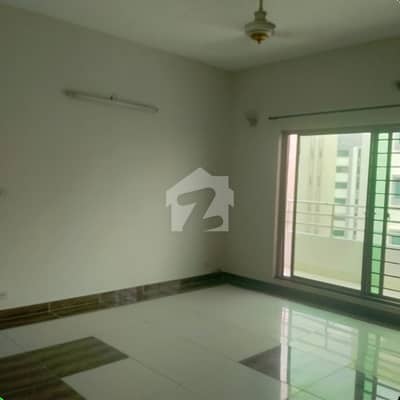 10 Marla 3-Bed Luxury Apartment for Rent in Askari 11 Lahore | Prime Location