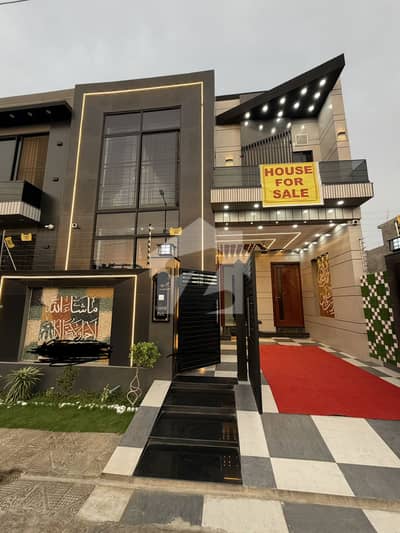 5 Marla Lavish Ultra-Modern Designer House for Sale Central Park Lahore