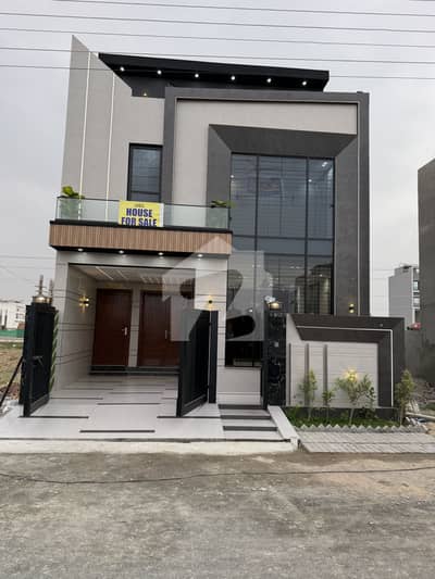 5 Marla Ultra Modern House Available For Sale In Central Park Housing Scheme Lhr