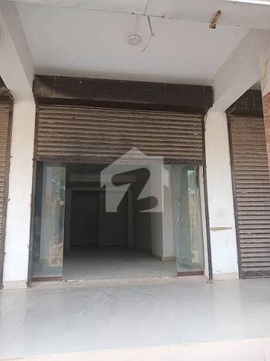 Ground Floor Commerical Shop For Rent Near Hussain Chowk Library