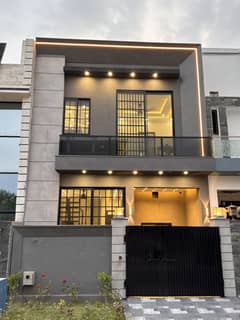Luxury 3 Marla House for Sale
