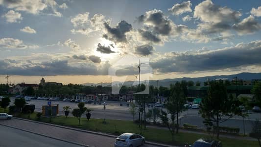 بحریہ انکلیو - سیکٹر اے بحریہ انکلیو,بحریہ ٹاؤن,اسلام آباد میں 7 کمروں کا 10 مرلہ مکان 5.75 کروڑ میں برائے فروخت۔ بحریہ انکلیو - سیکٹر اے بحریہ انکلیو,بحریہ ٹاؤن,اسلام آباد میں 7 کمروں کا 10 مرلہ مکان 5.75 کروڑ میں برائے فروخت۔