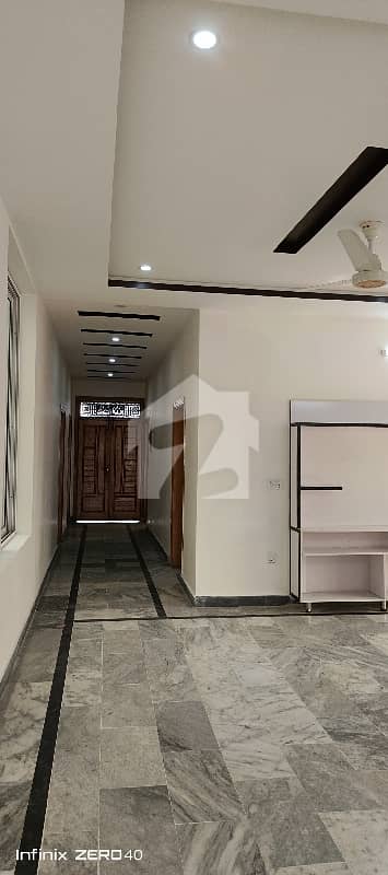 12 Marla Upper Portion Is Available For Rent 12 Marla Upper Portion Is Available For Rent