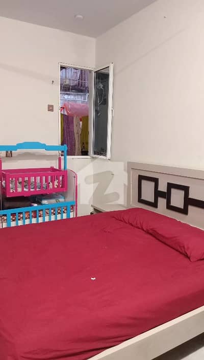 FLAT FOR SALE  WEST OPEN & BEAUTIFUL 5TH FLOOR 2 BEDROOMS DRAWING ROOM  BIG OPEN AMERICAN KITCHEN TV LOUNGE 1150 SQFT 1 CAR PARKING LIFT WITH STANDBY GENERATOR VIP LOCATION AT