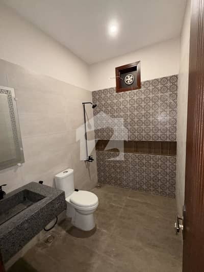 300 Sq Yards Independent House For Sale | Gulshan-E-Iqbal Block 4 | Investor Rate