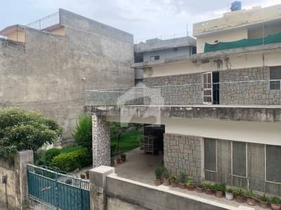پشاور روڈ راولپنڈی میں 4 کمروں کا 12 مرلہ مکان 2.95 کروڑ میں برائے فروخت۔