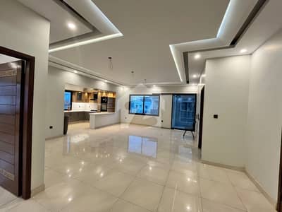 425 Sq Yards Brand New Corner Banglow West Open