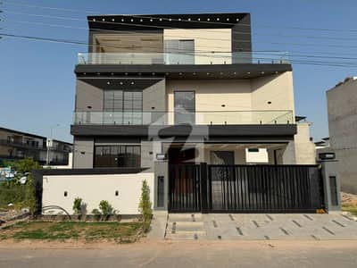 10 Marla Ultra Modern Triple Storey House Available For Sale On A Prime Location in Manik Block In Buch Executive Villas Multam