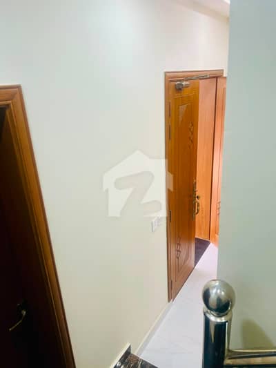 13marla house available for sale in DHA 3 sctor B