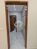32 32