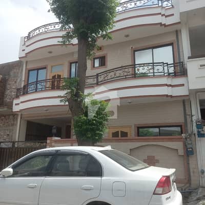 30 X 60 8 Marla Used House For Sale In G-13 Islamabad