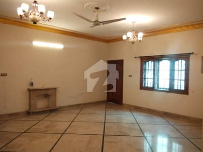 Avail Yourself A Great 2800 Square Feet Upper Portion In I-8