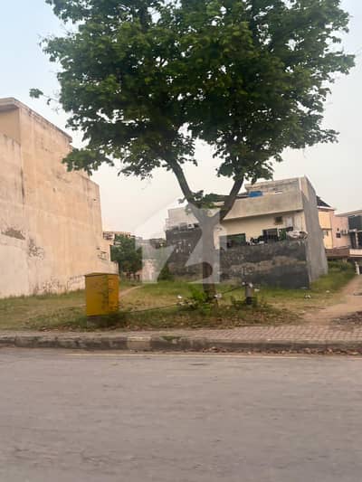 10 Marla Residential Plot For Sale In G Block 10 Marla Residential Plot For Sale In G Block