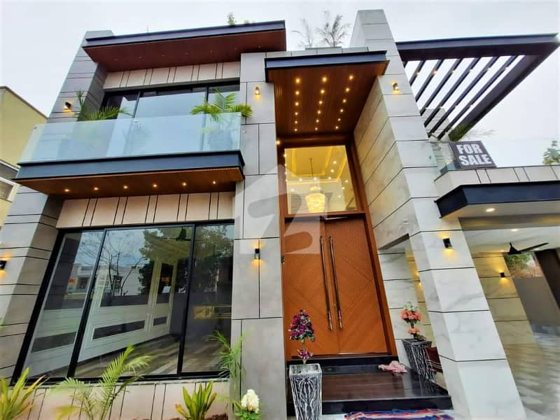 1Kanal Modern Barnd New House For Sale 1Kanal Modern Barnd New House For Sale