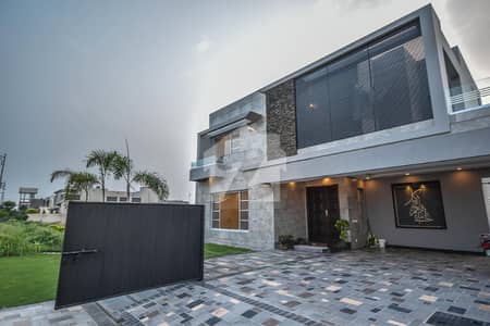 Ultra Modern 1-Kanal Luxury Residence | Elegant Elevation | 5 Spacious Master Bedrooms Ultra Modern 1-Kanal Luxury Residence | Elegant Elevation | 5 Spacious Master Bedrooms