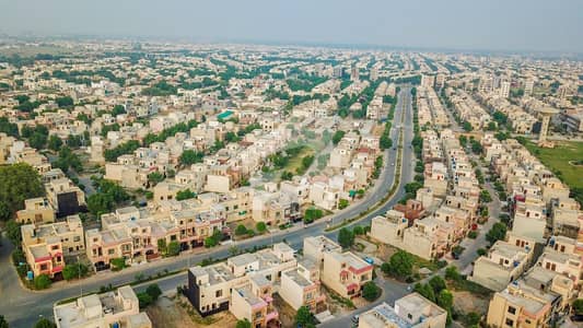 Hot Location'' *10 Marla* Prime Location Plot For Sale In Sector F Bahria Town