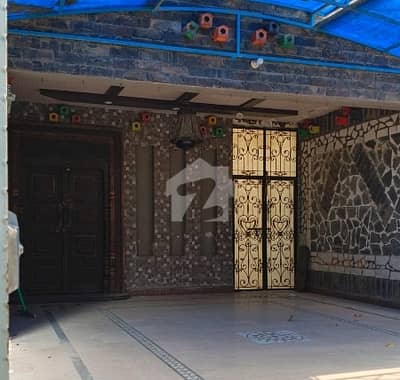Get Your Hands On House In Lahore Best Area