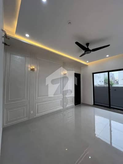 Brand New 1 Kanal House For Sale