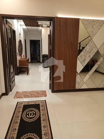 ڈی ایچ اے فیز 7 ڈیفنس (ڈی ایچ اے),لاہور میں 5 کمروں کا 1 کنال مکان 5.0 لاکھ میں کرایہ پر دستیاب ہے۔ ڈی ایچ اے فیز 7 ڈیفنس (ڈی ایچ اے),لاہور میں 5 کمروں کا 1 کنال مکان 5.0 لاکھ میں کرایہ پر دستیاب ہے۔