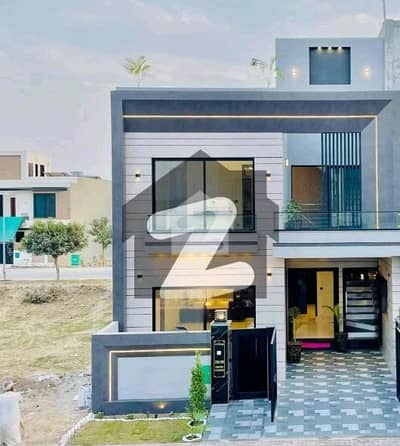 5 Marla Brand New House Available For Sale