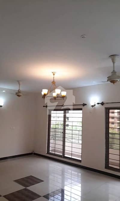 Slightly Used Like New 3 Bed Apartment In Askari 5 Malir Cantt Karachi.