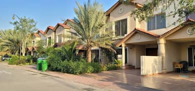 152sq yd 3 Bedrooms Luxury Villa is Available FOR RENT. 8km from Entrance of BTK. 3 Bed DDL 1 Kitchen