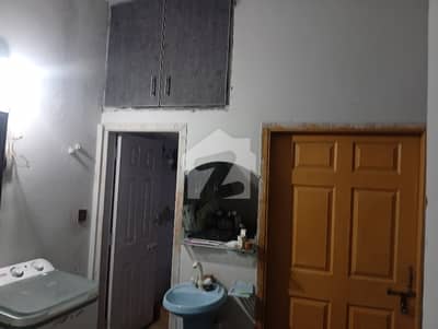 گرجہ روڈ راولپنڈی میں 3 کمروں کا 2 مرلہ مکان 30.0 لاکھ میں برائے فروخت۔