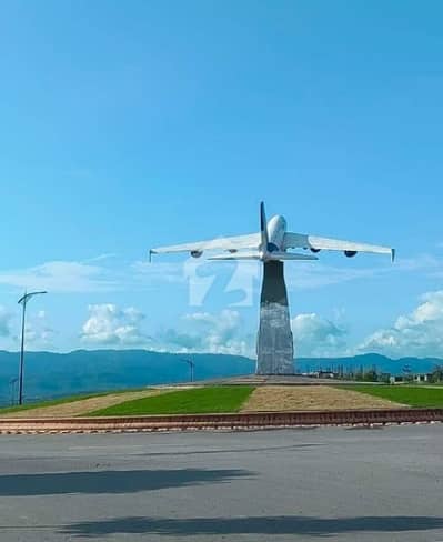 Bahria Enclave Islamabad 8 Boulevard Category Frount open Plot Available For sale LOP CLEAR