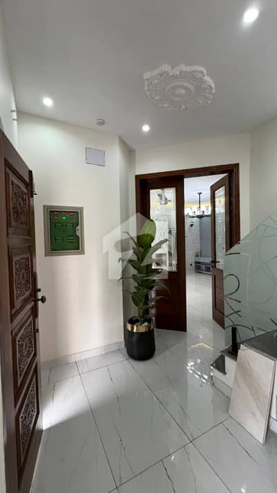 10 Marla House For Rent In Best Location