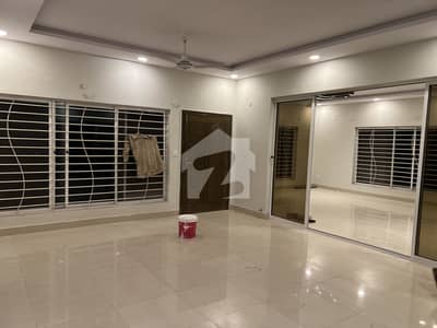 Beautiful 1000sqyd house for rent in f-10