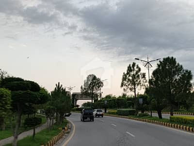 Sector G 8 Marla Boulevard Plot For Sale in Bahria Enclave Islamabad