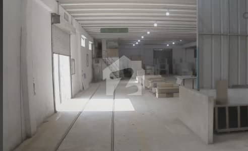 راوت انڈسٹریل اسٹیٹ راولپنڈی میں 8 کنال Studio گودام 40.0 کروڑ میں برائے فروخت۔