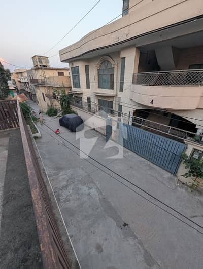 Very Beautiful Location House Near Mian Adyala Road