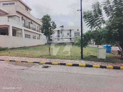 Sector C1 10 Marla Lop Approved Margalla Facing Heighted Location Solid Land Sector C1 10 Marla Lop Approved Margalla Facing Heighted Location Solid Land