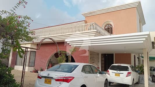 ڈی ایچ اے فیز 2 ڈی ایچ اے ڈیفینس,کراچی میں 8 کمروں کا 2 کنال مکان 21.0 کروڑ میں برائے فروخت۔ ڈی ایچ اے فیز 2 ڈی ایچ اے ڈیفینس,کراچی میں 8 کمروں کا 2 کنال مکان 21.0 کروڑ میں برائے فروخت۔