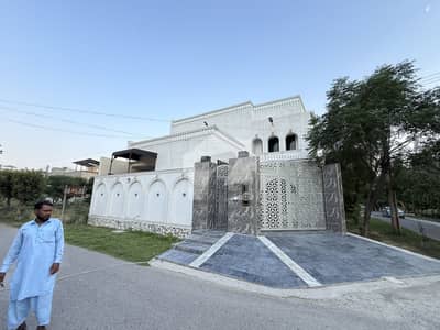 Brand New Luxury 10 Marla Corner House For Sale Jubilee Town Block B, Lahore Brand New Luxury 10 Marla Corner House For Sale Jubilee Town Block B, Lahore