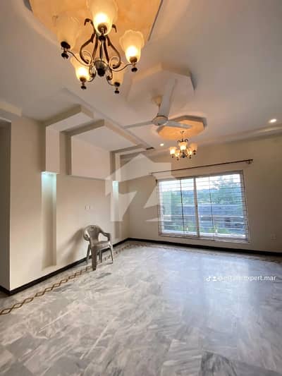 10 Marla Upper Portion For Rent In D 12