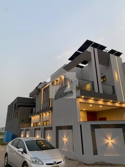 Corner 10 Marla House For Sale In Multan