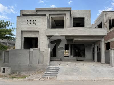 14 Marla Brand New Grey structucture For Sale 14 Marla Brand New Grey structucture For Sale