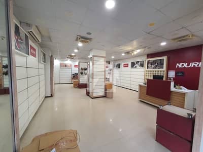 MAIN ROAD SHOP - FOR RENT