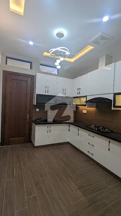جناح گارڈنز فیز 1 جناح گارڈنز,ایف ای سی ایچ ایس,اسلام آباد میں 4 کمروں کا 7 مرلہ مکان 4.0 کروڑ میں برائے فروخت۔ جناح گارڈنز فیز 1 جناح گارڈنز,ایف ای سی ایچ ایس,اسلام آباد میں 4 کمروں کا 7 مرلہ مکان 4.0 کروڑ میں برائے فروخت۔