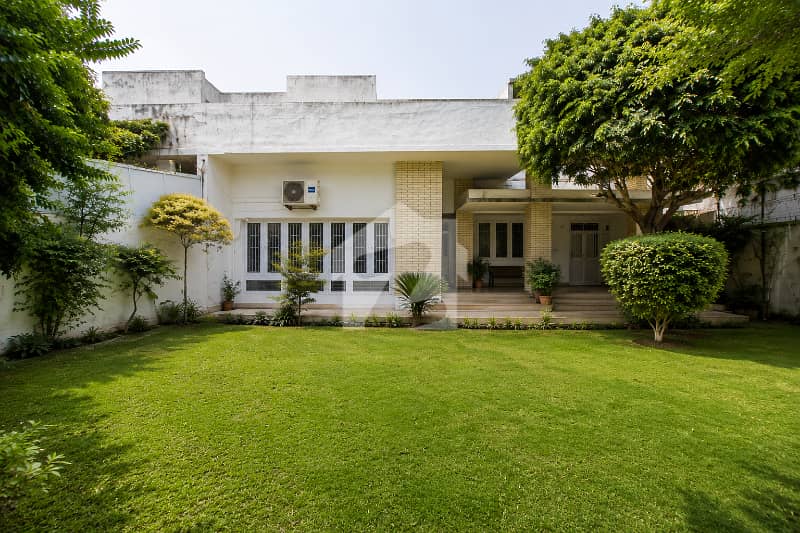 Investment Alert! Front Back Street Old House Is For SALE Investment Alert! Front Back Street Old House Is For SALE